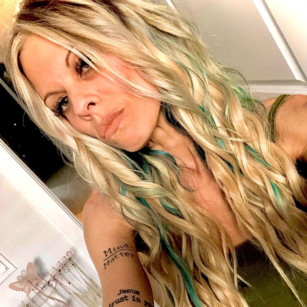 Meet your Posher, Gina